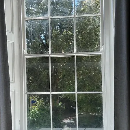 Super Luxury Flat Overlooking Uni Whiteladies Road 3-mins Bbc 2-mins Royal Infirmary 7-mins Clifton Village 5mins Walking Apartman *